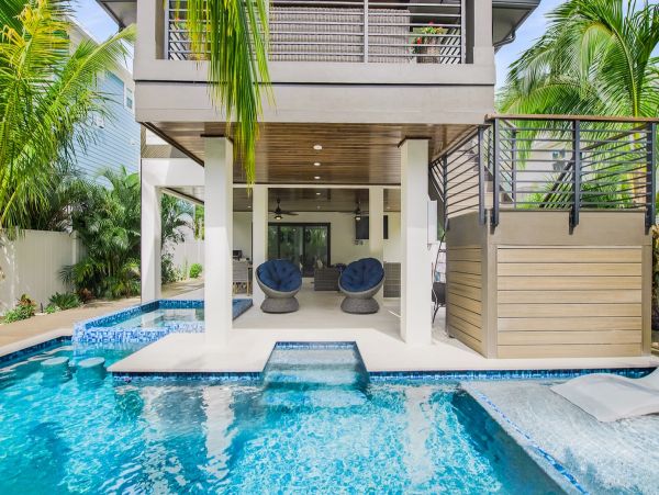 Anna Maria Four Bedroom Vacation Home Walk To Beach