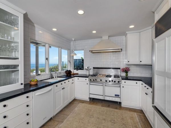Oceanview Carpinteria Luxury Vacation Home Sleeps 8 Guests