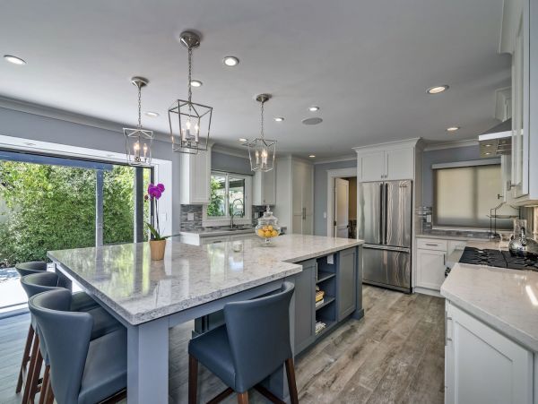 Stunning 3 Bedroom Home in Montecito with Modern Decor