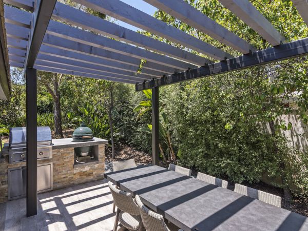 Stunning 3 Bedroom Home in Montecito with Modern Decor