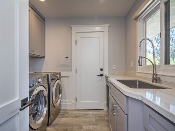 Stunning 3 Bedroom Home in Montecito with Modern Decor