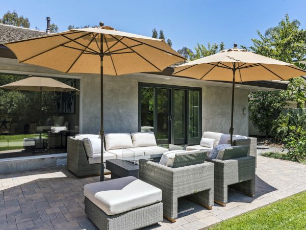 Stunning 3 Bedroom Home in Montecito with Modern Decor