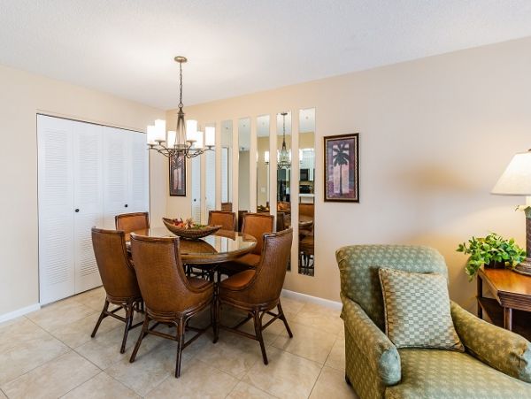 Two Bedroom Condo on the Beach in Marco Island
