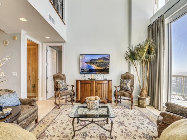 Destin Luxury 3 Bedroom Beach Condo with Gulf Views Sleeps 6