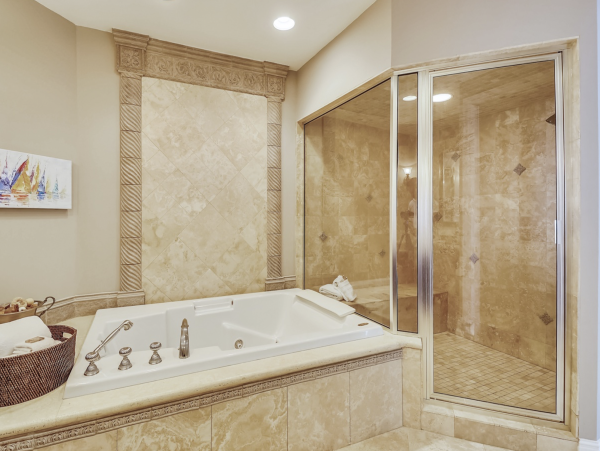Destin Luxury 3 Bedroom Beach Condo with Gulf Views Sleeps 6