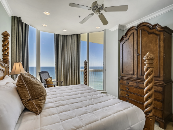 Destin Luxury 3 Bedroom Beach Condo with Gulf Views Sleeps 6