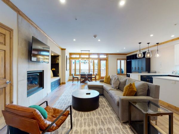 Luxury Two Bedroom Ski in Ski Out Vacation Condo in Vail