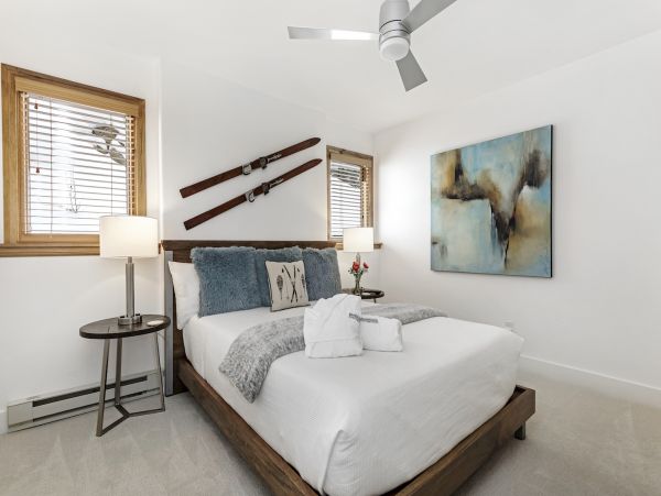 Luxury Beaver Creek Townhouse With 4 Bedroom Plus Den