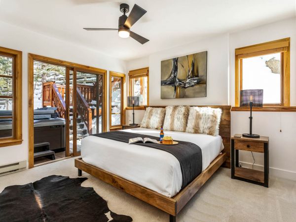 Luxury Beaver Creek Townhouse With 4 Bedroom Plus Den