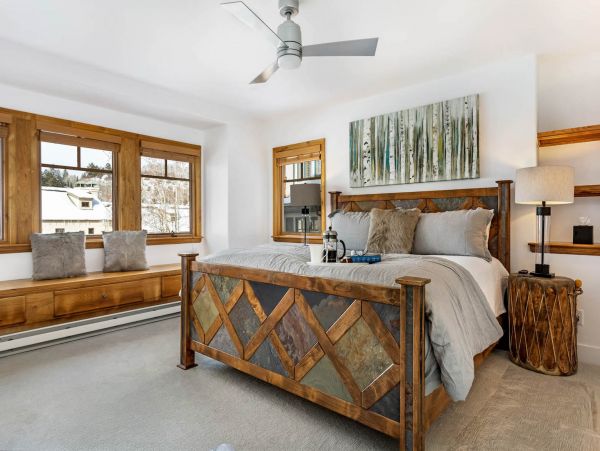 Luxury Beaver Creek Townhouse With 4 Bedroom Plus Den