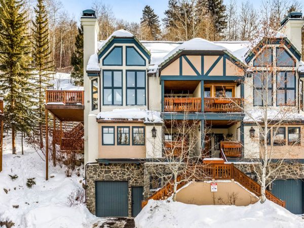 Luxury Beaver Creek Townhouse With 4 Bedroom Plus Den