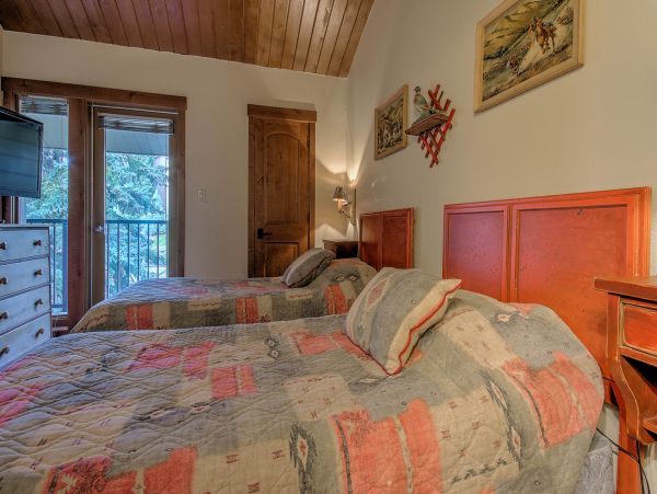 Steamboat Springs Walk To Lift 3 Bedroom Condo