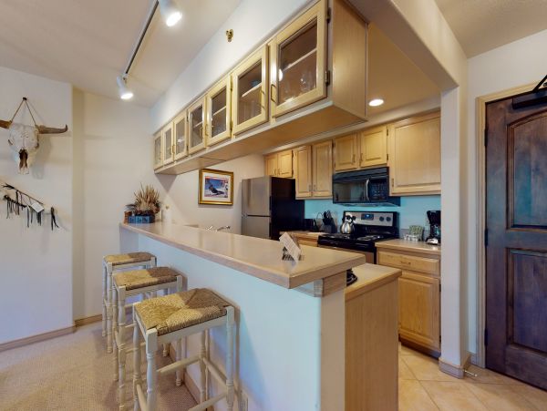 Beaver Creek Bachelor Gulch Condo 950005