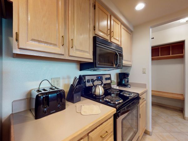 Beaver Creek Bachelor Gulch Condo 950005