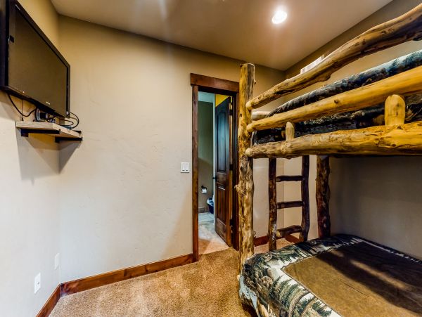 Breckenridge Home 950030