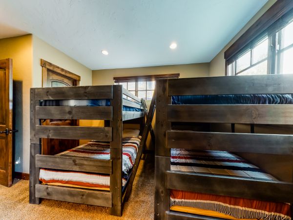 Breckenridge Home 950030