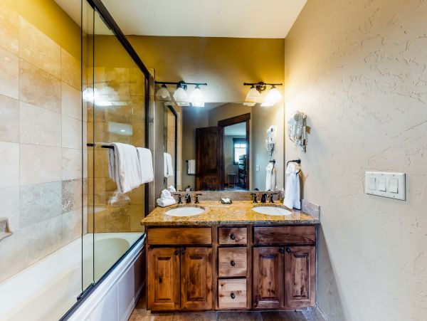 Breckenridge Home 950030