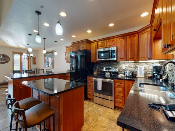 Vail Lionshead Condo 950032