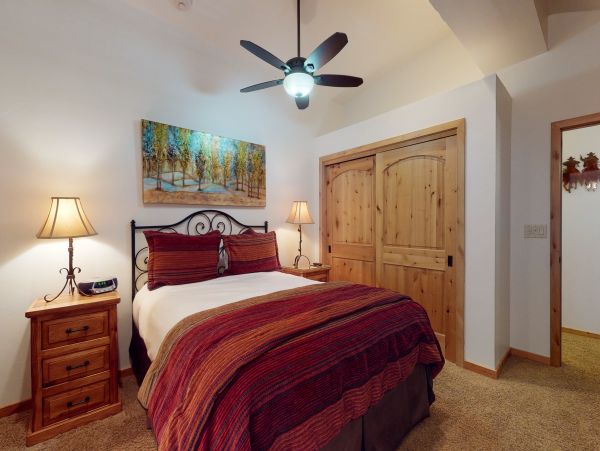 Vail Lionshead Condo 950032