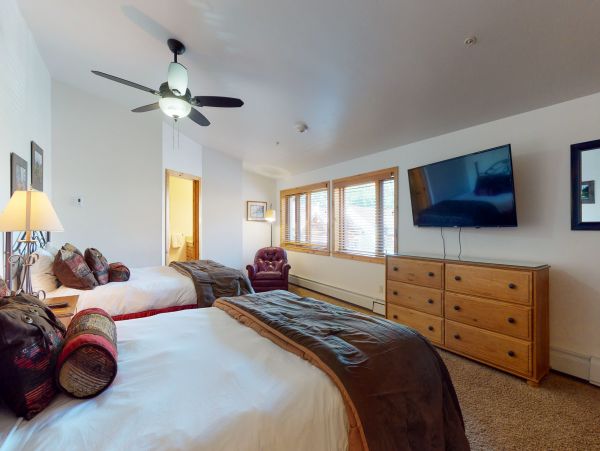 Vail Lionshead Condo 950032