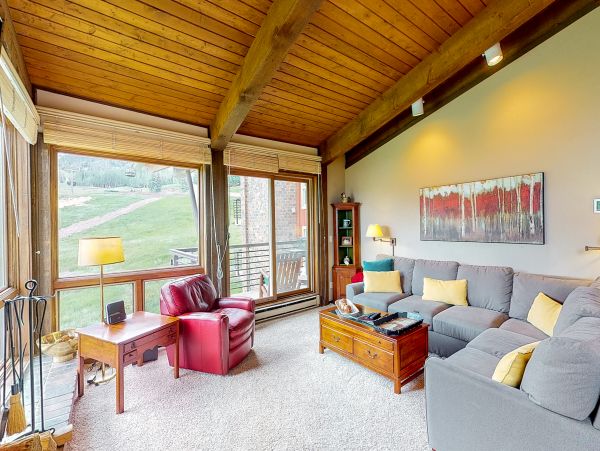 Ski In/Out 2 Bedroom Snowmass Rental