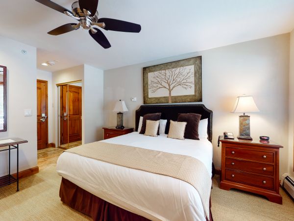 Vail Lionshead Condo 950044