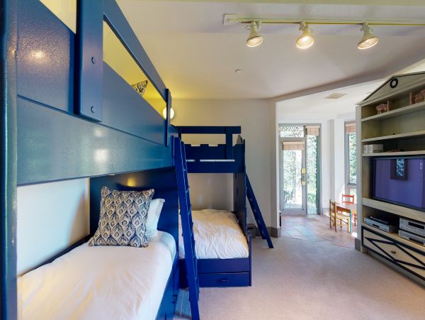 Ski in Ski out Snowmass Villa