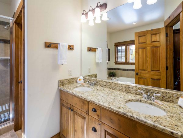 Steamboat Springs Home 950049