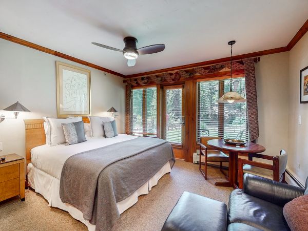 Vail Lionshead Condo 950060