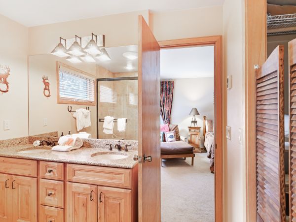 Breckenridge Condo 950075