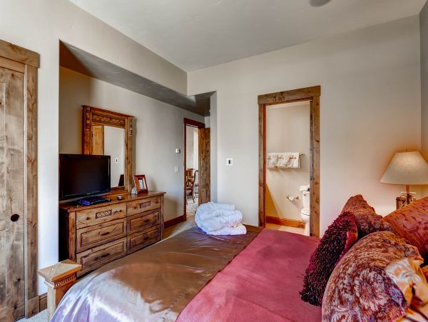 Steamboat Springs Home 950079