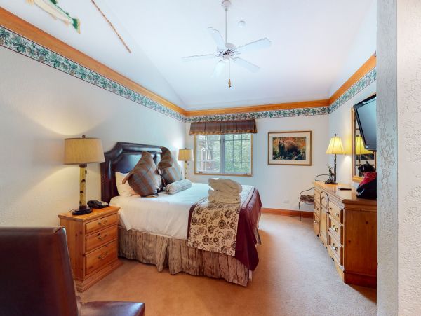 Beaver Creek Bachelor Gulch Condo 950082