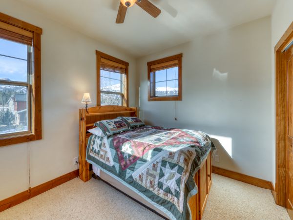 Breckenridge Home 950101