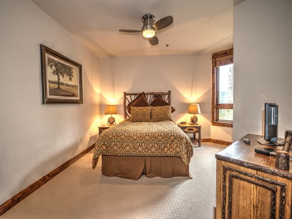 Breckenridge Condo 950103