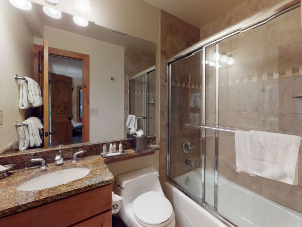 Vail Lionshead Condo 950106