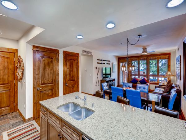 Breckenridge Condo 950120
