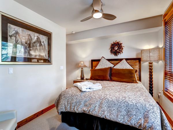 Breckenridge Condo 950120