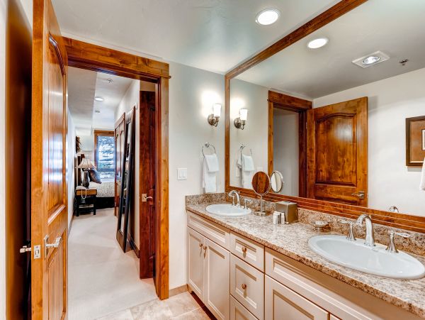 Breckenridge Condo 950120