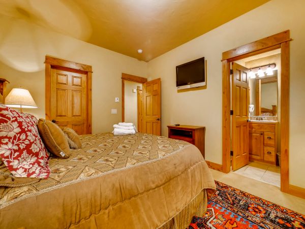 Steamboat Springs Home 950132