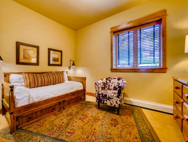 Steamboat Springs Home 950132
