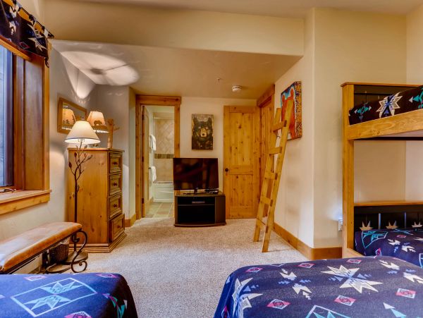 Steamboat Springs Condo 950136