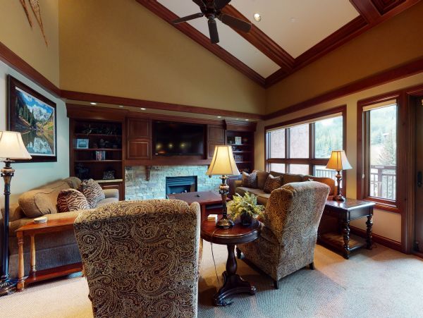 Four Bedroom Vail Vacation Condo Sleeps 9 Ski In Ski Out