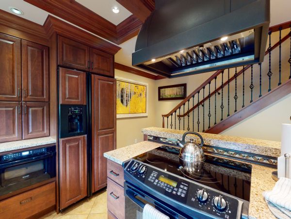 Four Bedroom Vail Vacation Condo Sleeps 9 Ski In Ski Out