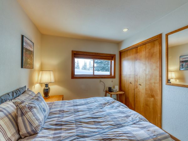 Aspen Home 950173