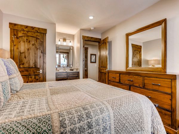 Breckenridge Condo 950175