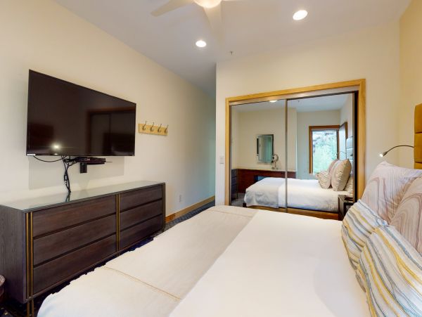 Vail Lionshead Condo 950177
