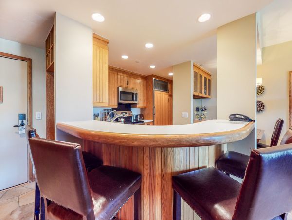 Beaver Creek Bachelor Gulch Condo 950178