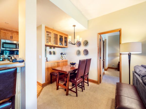 Beaver Creek Bachelor Gulch Condo 950178