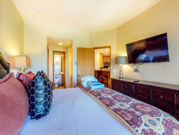 Beaver Creek Bachelor Gulch Condo 950178
