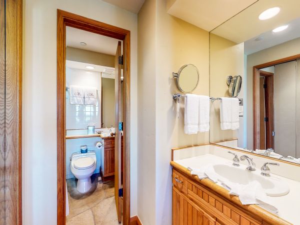 Beaver Creek Bachelor Gulch Condo 950178